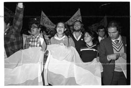 Foto 0525: Agencias de Noticias
