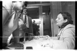 Foto 0995: Agencias de Noticias