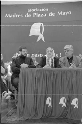 Foto 818: Agencias de Noticias