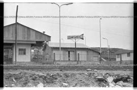 Foto 0021: Agencias de Noticias