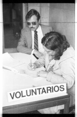 Foto 0984: Agencias de Noticias