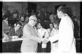 Foto 1121: Agencias de Noticias