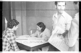 Foto 0985: Agencias de Noticias